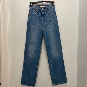 Levi's Women's Ribcage Straight Ankle Blue Jeans